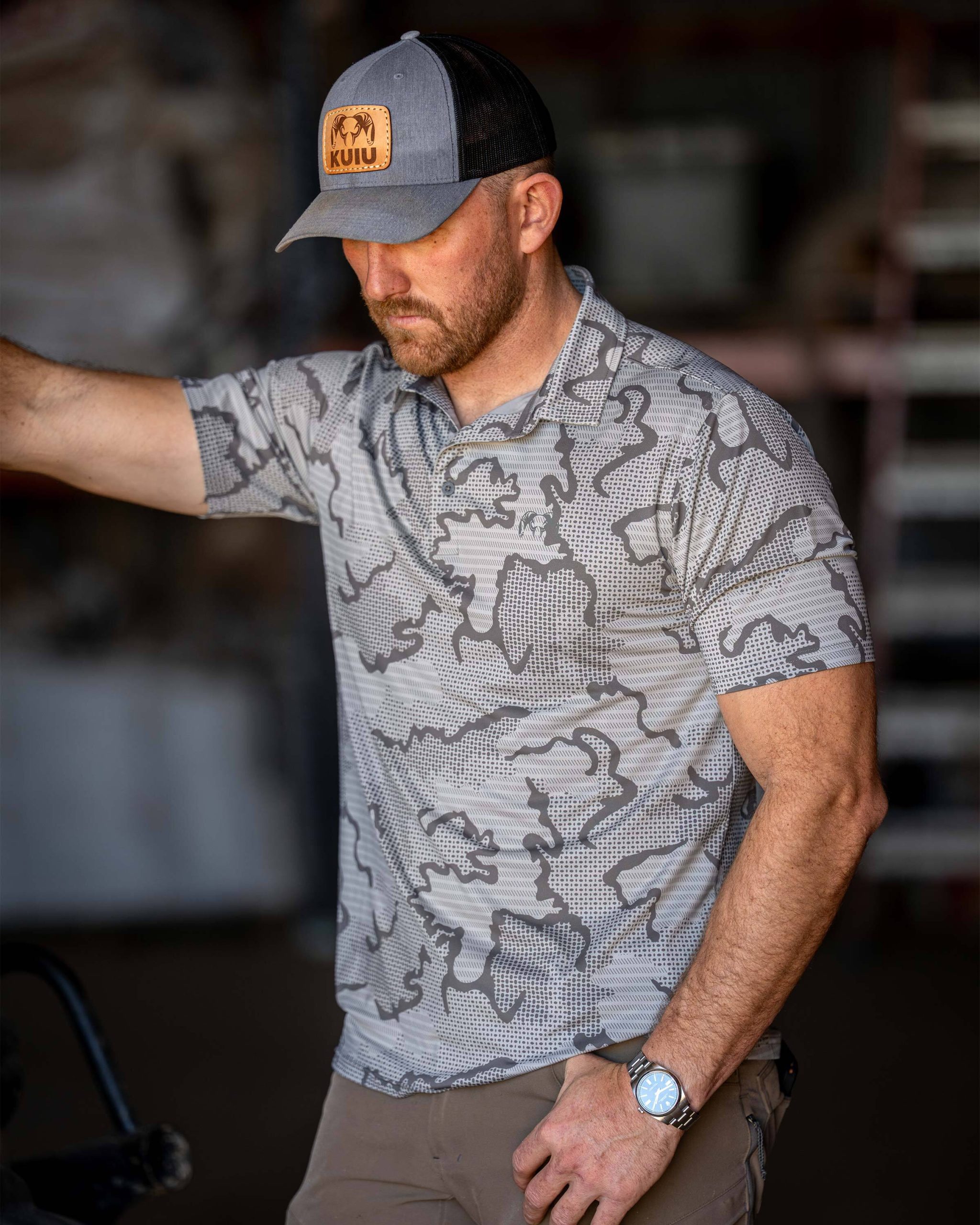 KUIU Performance Polo | Stone Tonal - 图片 5