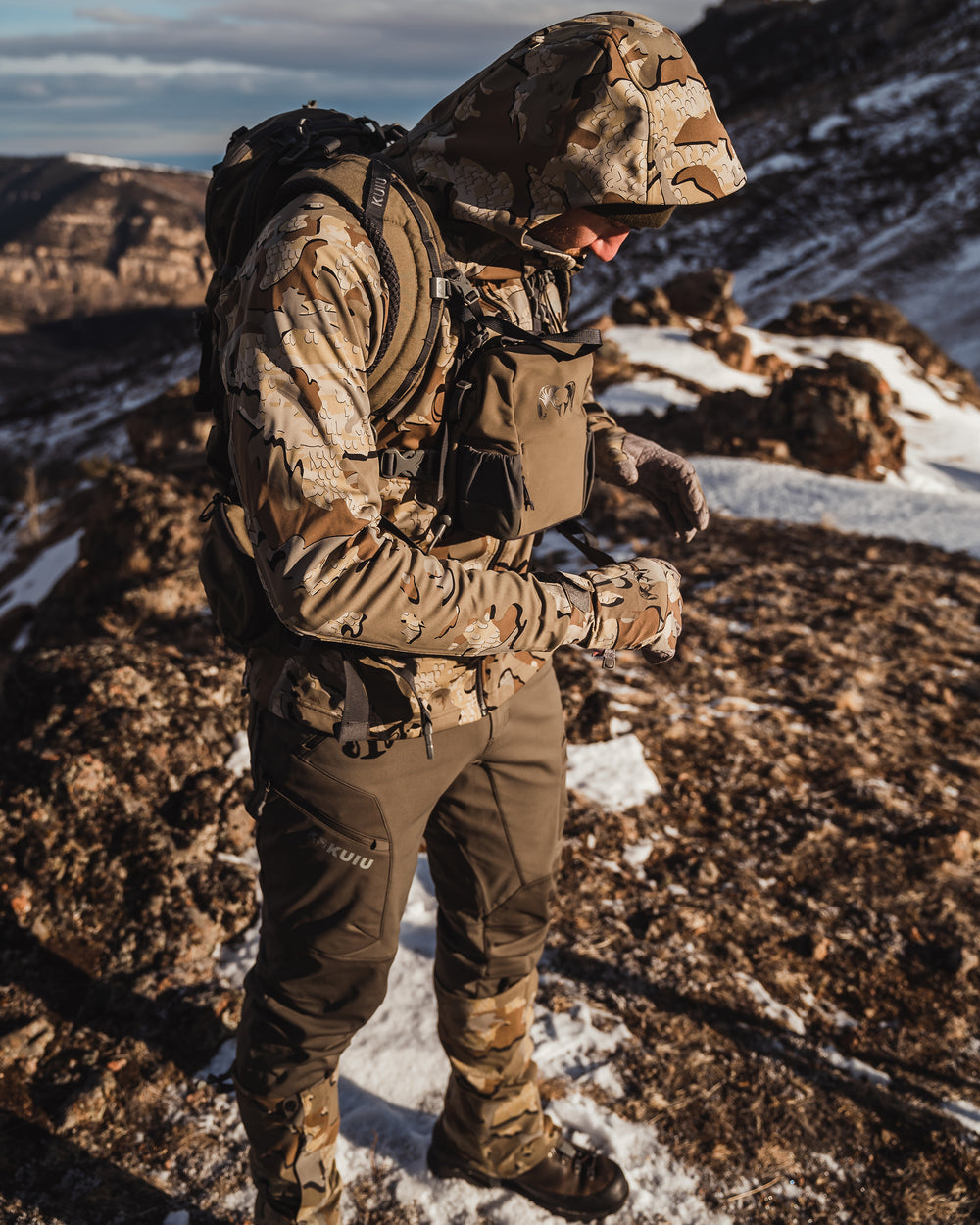 Axis Hybrid Hooded Jacket | Carbon - 图片 5