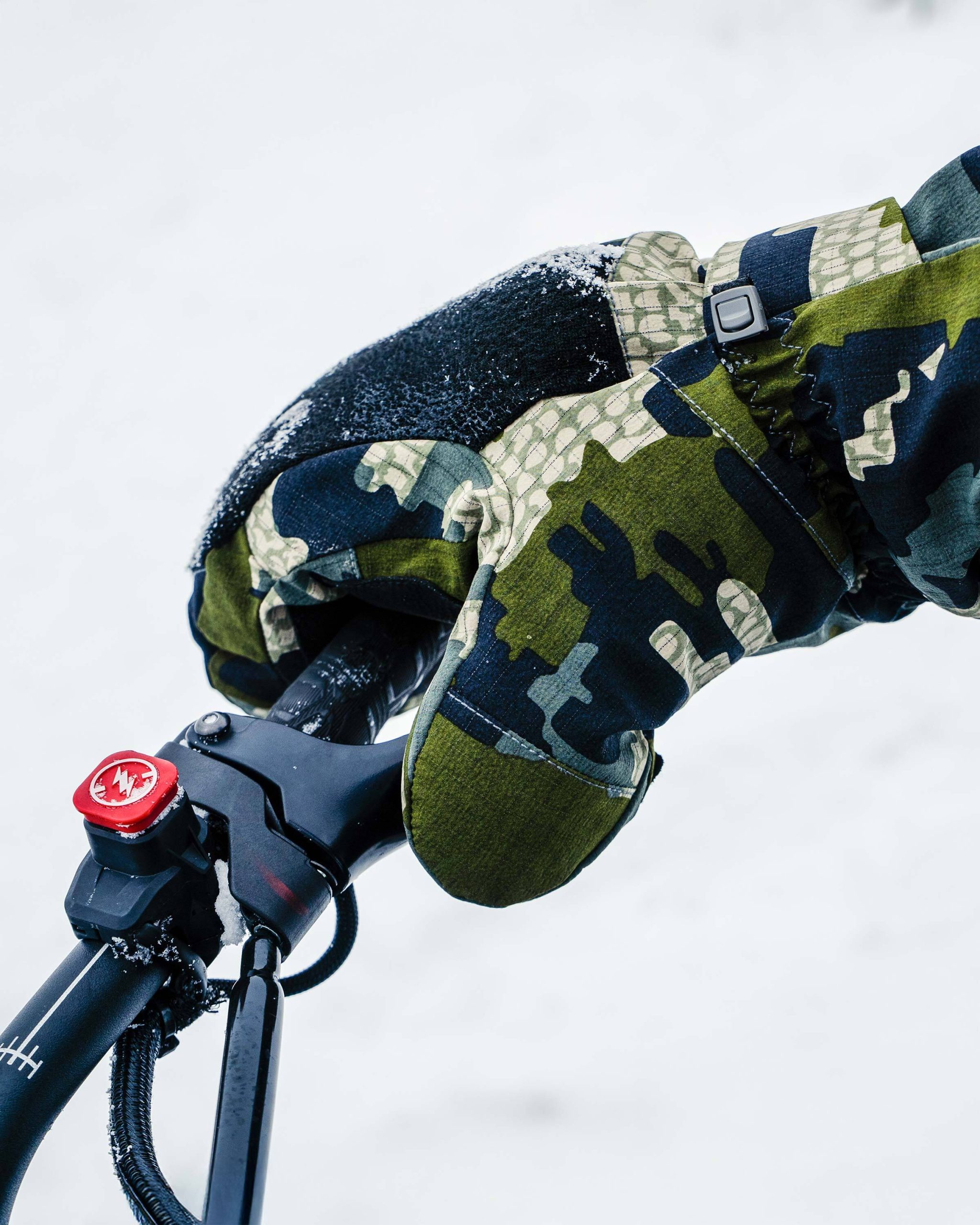 Super Down Arktuk Mitt | Verde - 图片 9