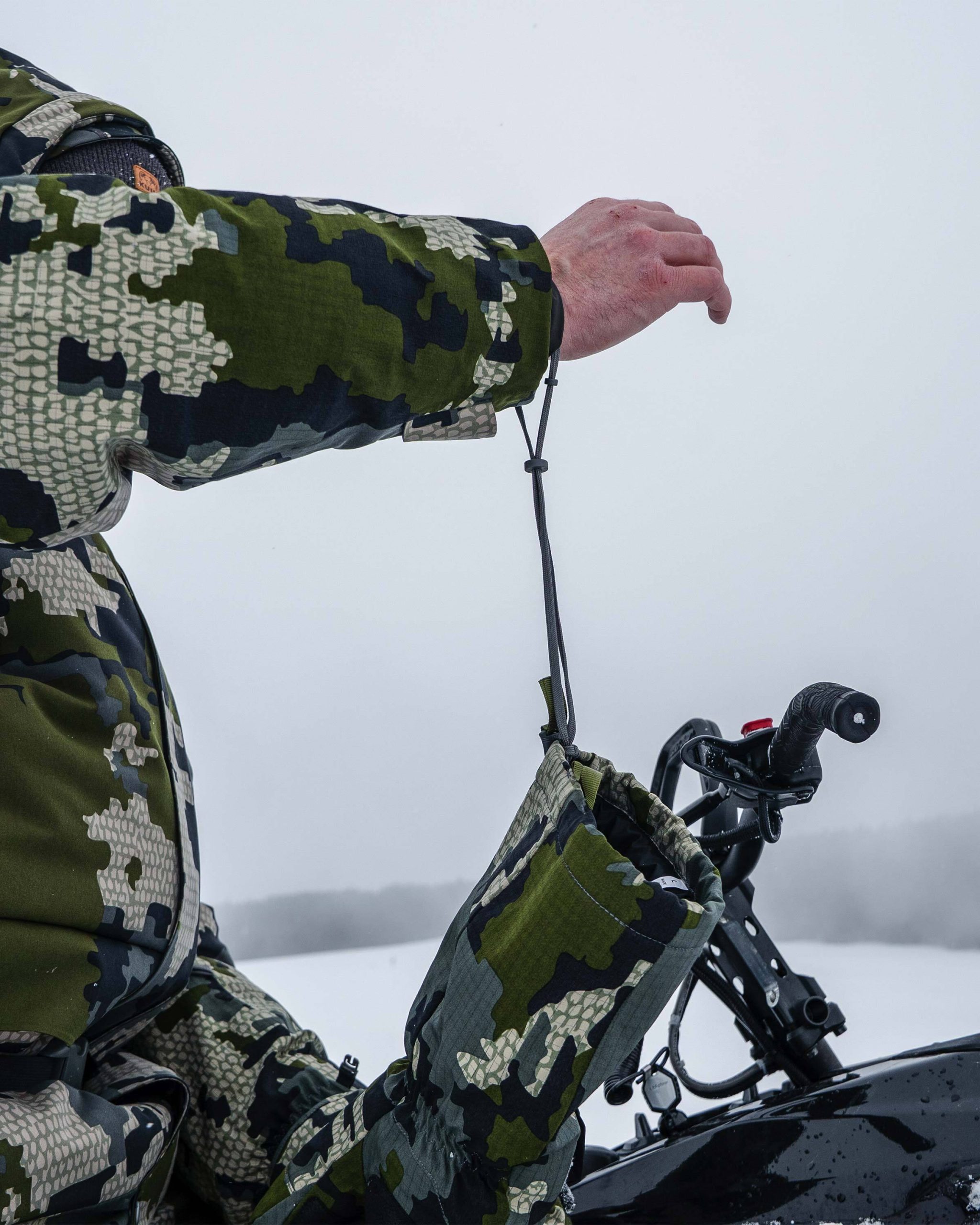 Super Down Arktuk Mitt | Verde - 图片 6
